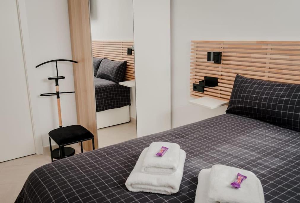 Compleet En Modern Appartement In Het Authentieke Stadshart Villajoyosa Eksteriør billede